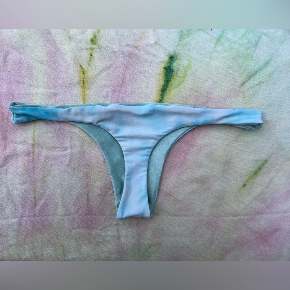 Olala Swimwear Cloud/Shimmer Blue Hapuna Reversible Brazilian Thong Bikini M